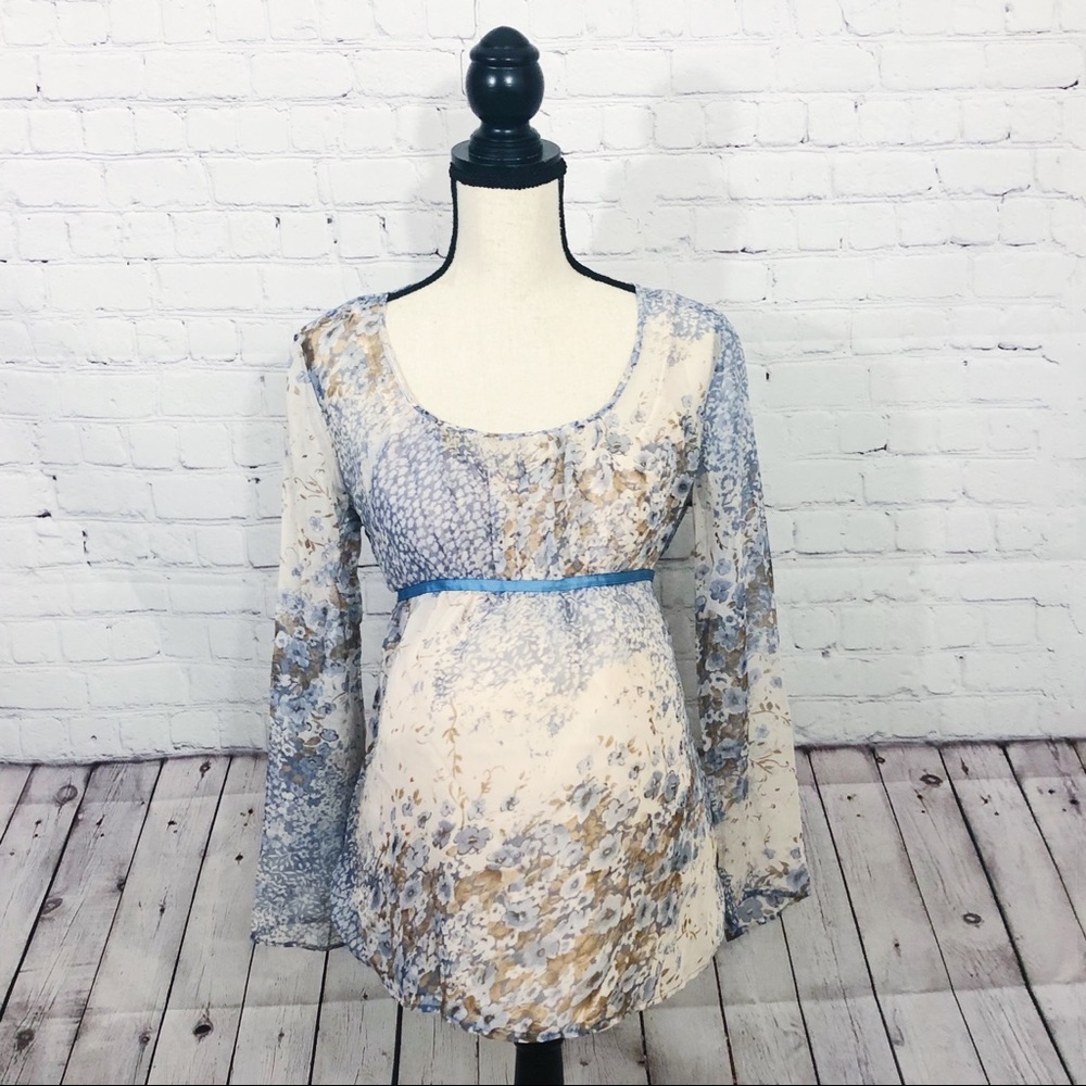 Motherhood Maternity Cream Floral Blouse Size M